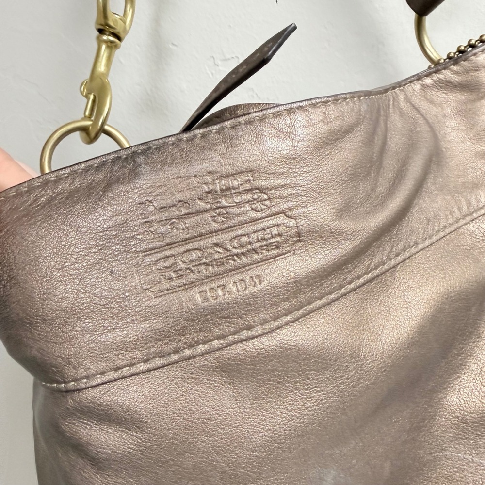 Coach Brown 12669 Bronze Leather Shoulder Bag Purse Womens - Picture 2 of 8